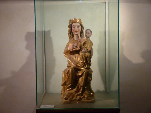 La Vierge à l'enfant du XIVème siècle